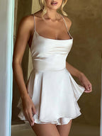 Damen Satin-Jumpsuit-Kleid mit Volant und Schnürrücken