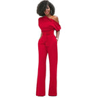 Eleganter Damen-Jumpsuit mit einer freien Schulter und Gürtel