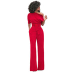 Eleganter Damen-Jumpsuit mit einer freien Schulter und Gürtel