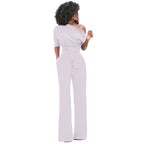 Eleganter Damen-Jumpsuit mit einer freien Schulter und Gürtel